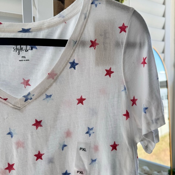 Style & Co. Nwot. Women’s cotton printed v-neck tshirt. Size PL - Picture 10 of 17